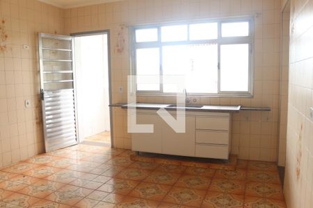 Casa à venda com 165m², 5 quartos e 1 vaga Casa à venda com 165m², 5 quartos e 1 vagaBanheiro