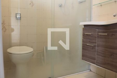 Casa à venda com 165m², 5 quartos e 1 vaga Casa à venda com 165m², 5 quartos e 1 vagaBanheiro