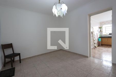 Casa à venda com 165m², 5 quartos e 1 vaga Casa à venda com 165m², 5 quartos e 1 vagaSala