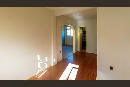 Casa à venda com 168m², 4 quartos e 2 vagas Casa à venda com 168m², 4 quartos e 2 vagasSala 2