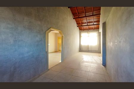 Casa à venda com 168m², 4 quartos e 2 vagas Casa à venda com 168m², 4 quartos e 2 vagasSala