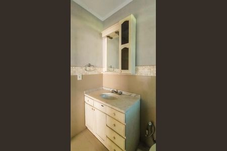 Casa à venda com 168m², 4 quartos e 2 vagas Casa à venda com 168m², 4 quartos e 2 vagasBanheiro 2