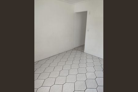 Sala de casa para alugar com 2 quartos, 125m² em Jardim das Oliveiras, São Paulo