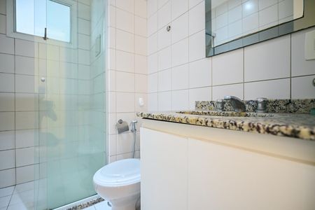 Apartamento para alugar com 70m², 2 quartos e 2 vagasBanheiro