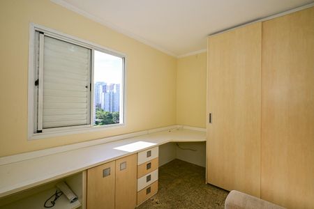 Apartamento para alugar com 70m², 2 quartos e 2 vagasQuarto