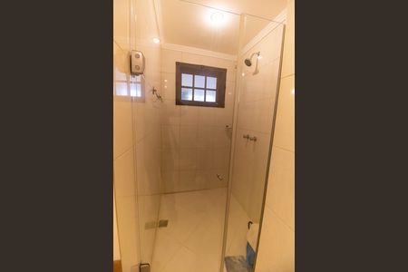 Casa de condomínio à venda com 230m², 4 quartos e 2 vagasBanheiro Social