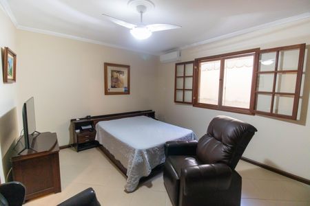 Casa de condomínio à venda com 230m², 4 quartos e 2 vagasSuíte 