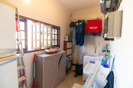 Casa de condomínio à venda com 230m², 4 quartos e 2 vagasÁrea de Serviço