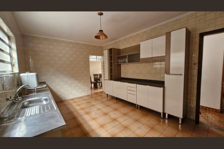 Casa para alugar com 140m², 4 quartos e 1 vagaCozinha 