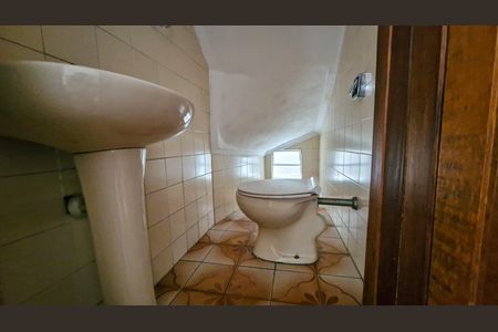 Casa para alugar com 140m², 4 quartos e 1 vagaBanheiro 