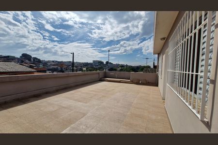 Casa para alugar com 140m², 4 quartos e 1 vagaLaje