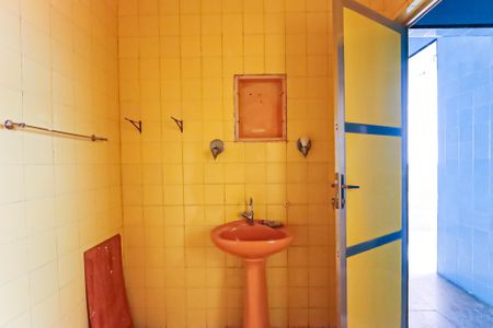 Casa para alugar com 58m², 2 quartos e 1 vagaBanheiro