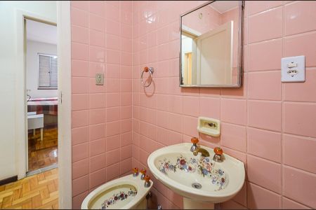 Apartamento à venda com 150m², 3 quartos e sem vaga Apartamento à venda com 150m², 3 quartos e sem vagaBanheiro Social