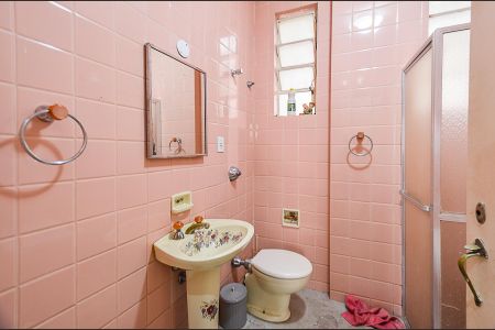 Apartamento à venda com 150m², 3 quartos e sem vaga Apartamento à venda com 150m², 3 quartos e sem vagaBanheiro Social