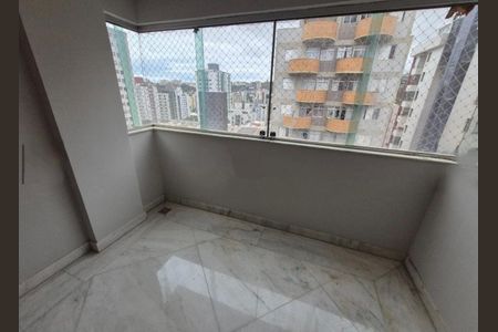 Sala de apartamento para alugar com 4 quartos, 150m² em Buritis, Belo Horizonte