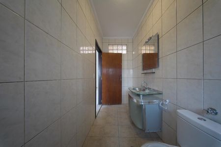 Casa para alugar com 100m², 2 quartos e 1 vagaBanheiro