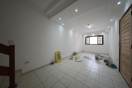 Casa para alugar com 100m², 2 quartos e 1 vagaSala
