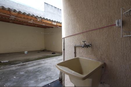 Casa para alugar com 100m², 2 quartos e 1 vagaÁrea de Serviço