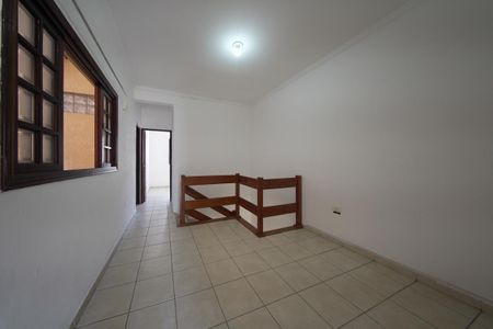 Casa para alugar com 100m², 2 quartos e 1 vagaHall