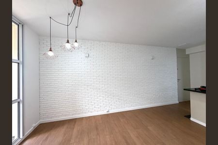 Sala de apartamento para alugar com 3 quartos, 70m² em Nossa Senhora do O, São Paulo