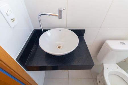 Apartamento para alugar com 44m², 2 quartos e sem vaga Apartamento para alugar com 44m², 2 quartos e sem vagaBanheiro