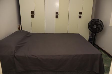 Casa de condomínio para alugar com 55m², 1 quarto e 1 vagaQuarto