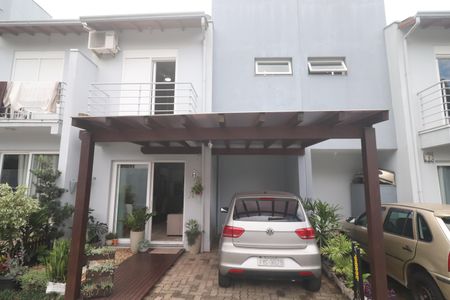 Casa de condomínio à venda com 72m², 2 quartos e 1 vagaFachada