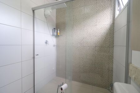 Casa de condomínio à venda com 72m², 2 quartos e 1 vagaBanheiro