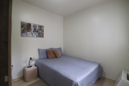 Casa de condomínio à venda com 72m², 2 quartos e 1 vagaQuarto 01
