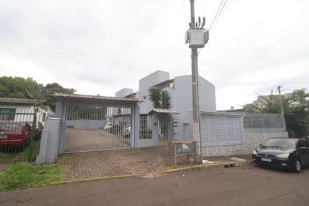Casa de condomínio à venda com 72m², 2 quartos e 1 vagaFachada