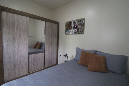 Casa de condomínio à venda com 72m², 2 quartos e 1 vagaQuarto 01