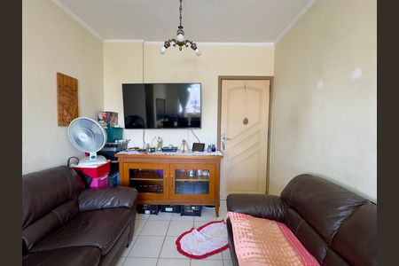 Sala de apartamento para alugar com 3 quartos, 70m² em Jardim Santa Edwirges, Guarulhos