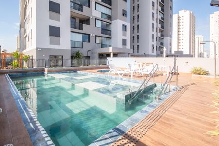 Apartamento para alugar com 48m², 2 quartos e 1 vaga Apartamento para alugar com 48m², 2 quartos e 1 vagaÁrea comum - Piscina