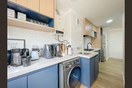 Apartamento para alugar com 48m², 2 quartos e 1 vaga Apartamento para alugar com 48m², 2 quartos e 1 vagaCozinha e Área de Serviço
