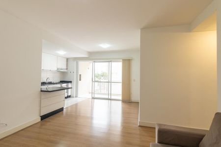 Sala de apartamento para alugar com 2 quartos, 90m² em Água Verde, Curitiba