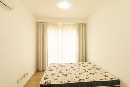 Quarto 2 Suite de apartamento para alugar com 2 quartos, 90m² em Água Verde, Curitiba
