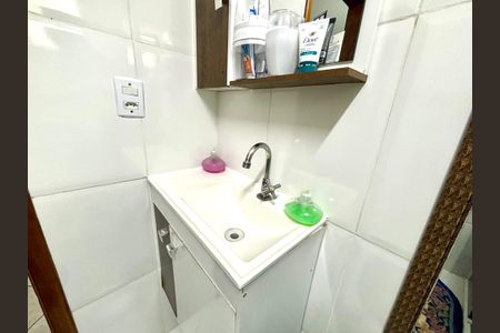 Banheiro de apartamento à venda com 2 quartos, 43m² em Vila Paranagua, São Paulo