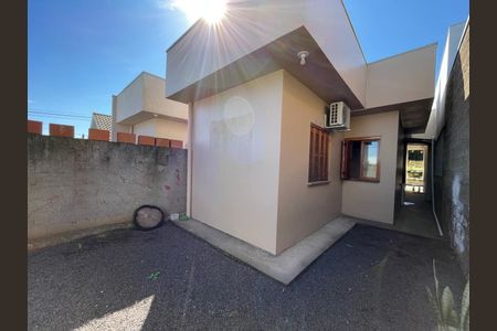 Casa para alugar com 55m², 2 quartos e 1 vaga