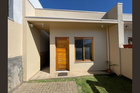 Casa para alugar com 55m², 2 quartos e 1 vaga