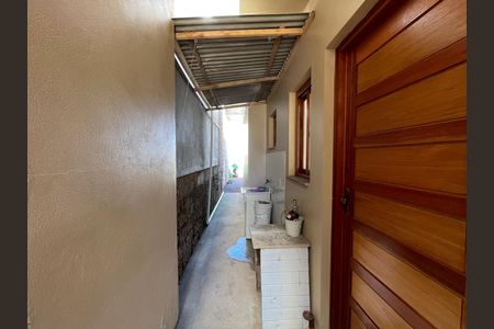 Casa para alugar com 55m², 2 quartos e 1 vaga