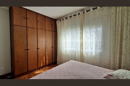 Casa à venda com 134m², 3 quartos e 3 vagas Casa à venda com 134m², 3 quartos e 3 vagasQuarto 2