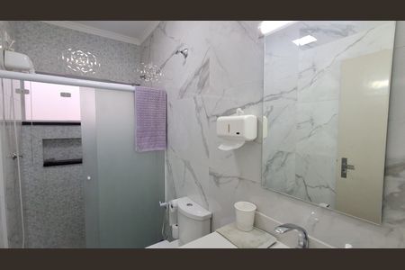 Casa à venda com 134m², 3 quartos e 3 vagas Casa à venda com 134m², 3 quartos e 3 vagasBanheiro Social