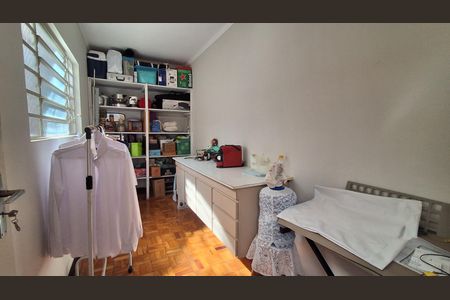 Casa à venda com 134m², 3 quartos e 3 vagas Casa à venda com 134m², 3 quartos e 3 vagasÁrea de Serviço