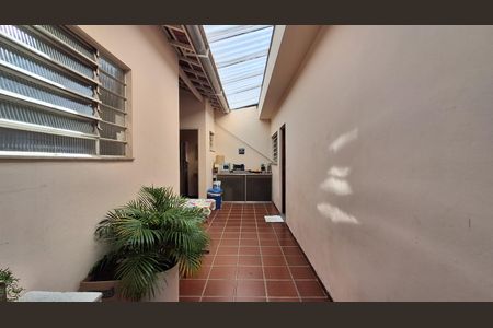 Casa à venda com 134m², 3 quartos e 3 vagas Casa à venda com 134m², 3 quartos e 3 vagasQuintal