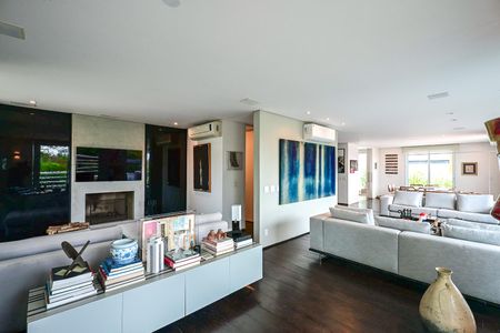 Casa de condomínio à venda com 800m², 4 quartos e 4 vagasSala