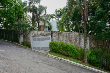 Casa de condomínio à venda com 800m², 4 quartos e 4 vagasFachada