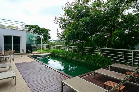 Casa de condomínio à venda com 800m², 4 quartos e 4 vagasPiscina