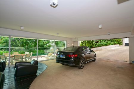 Casa de condomínio à venda com 800m², 4 quartos e 4 vagasGaragem