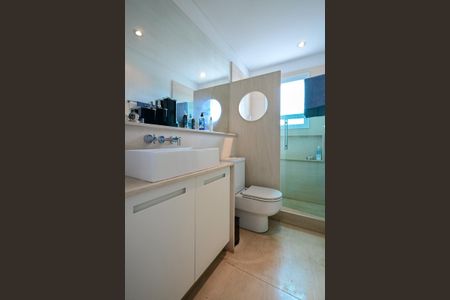Casa de condomínio à venda com 800m², 4 quartos e 4 vagasBanheiro Suíte