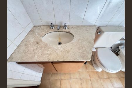 Apartamento para alugar com 50m², 1 quarto e 1 vaga Apartamento para alugar com 50m², 1 quarto e 1 vagaBanheiro da Suíte